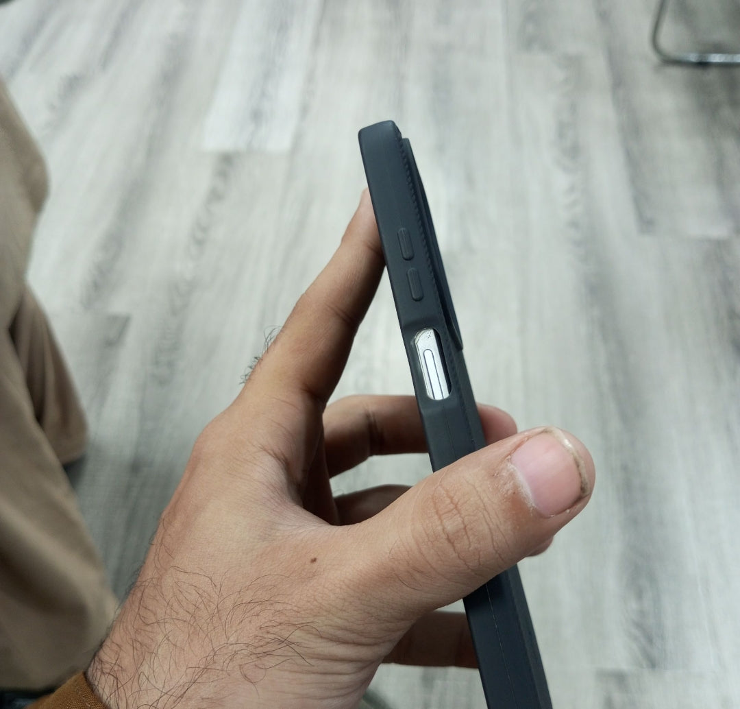 Dcode Bold 3 Pro Silicone Case | 3D Phone Cover